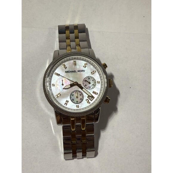 Michael Kors Women\'s Pearl Dial 2 Tone Stainless Steel Watch MK5057 *Needs Batt. main image 9